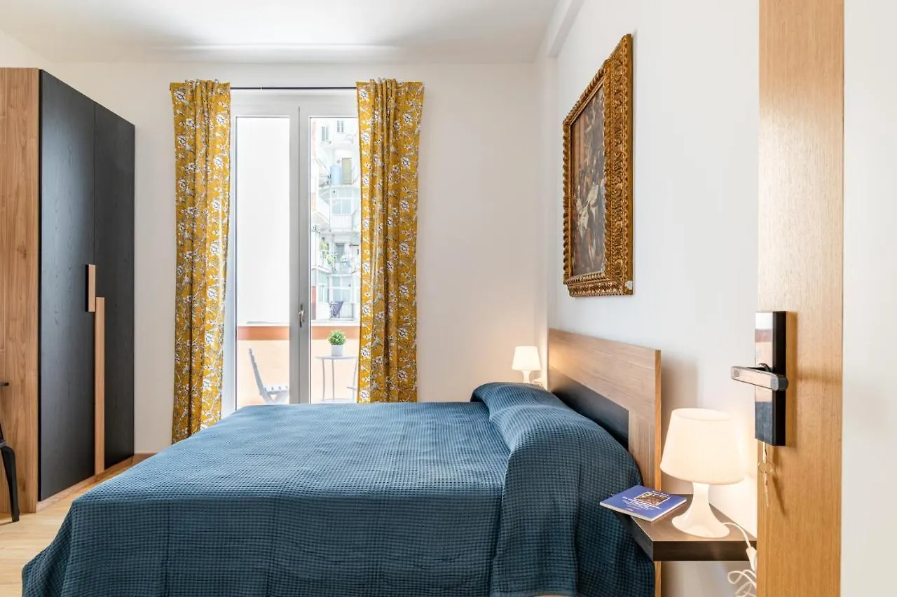 Catania Central Guest House - Rooms With Balcony