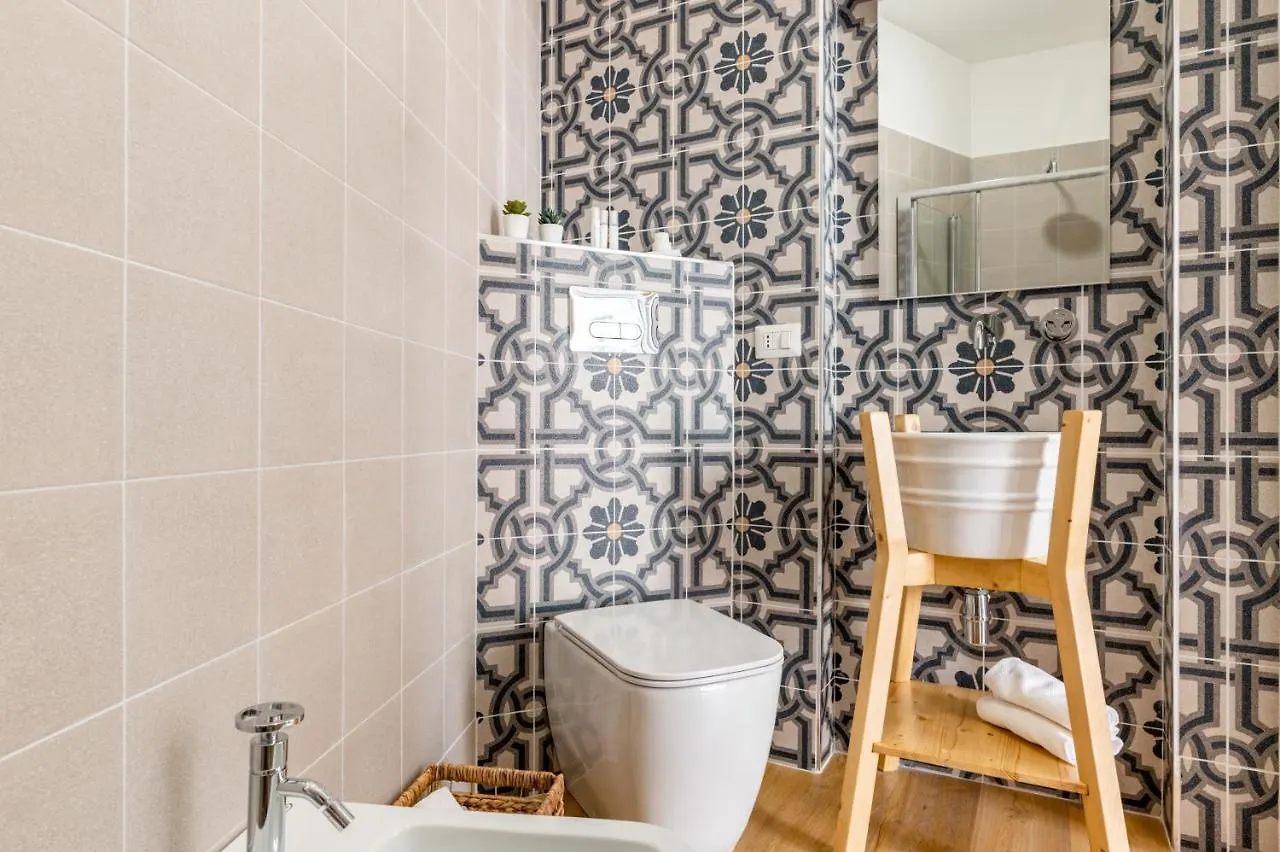 Catania Central Guest House - Rooms With Balcony 0*,