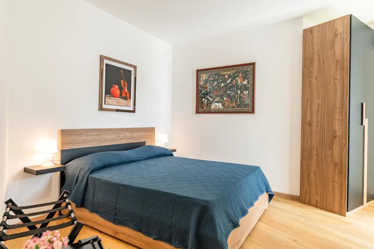 Catania Central Guest House - Rooms With Balcony 0*,